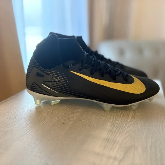 Nike Mercurial Superfly 10
Academy Custom High-Top Soccer Cleats - Picture 9 of 11